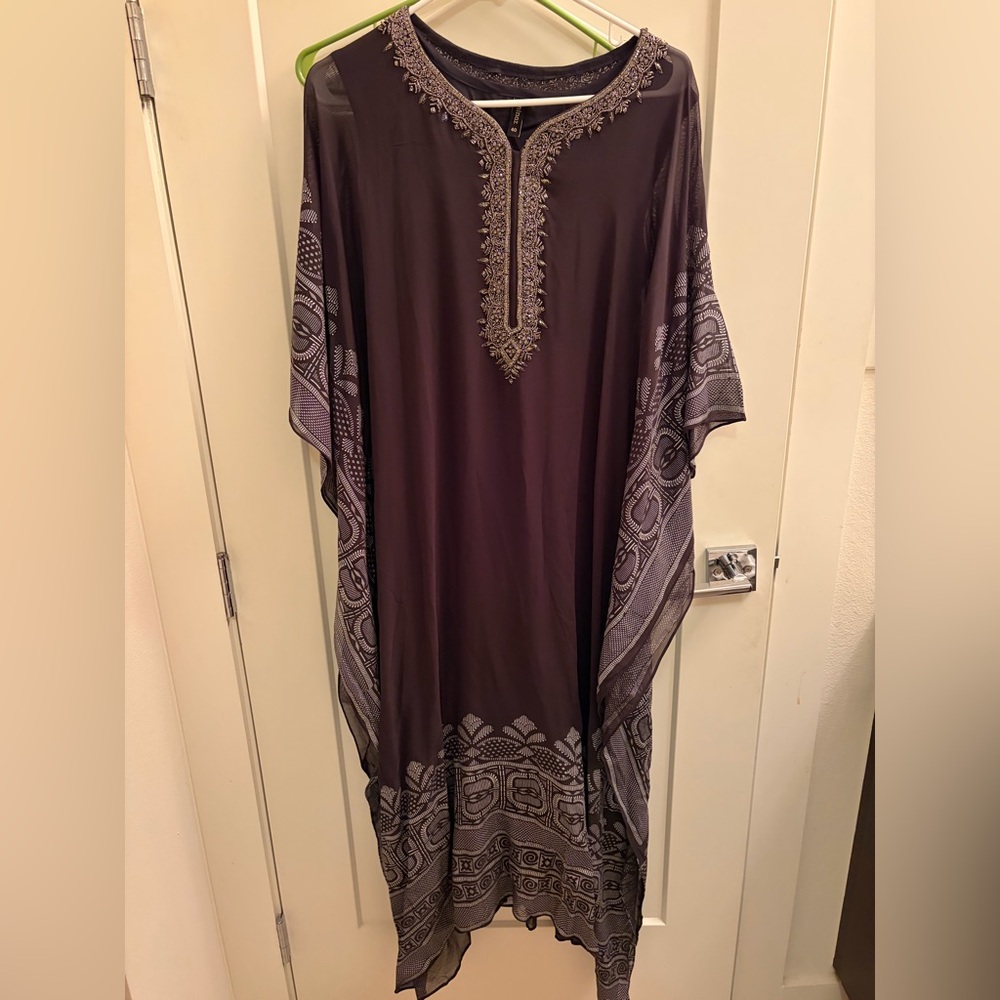 Elegant Embroidered Kaftan